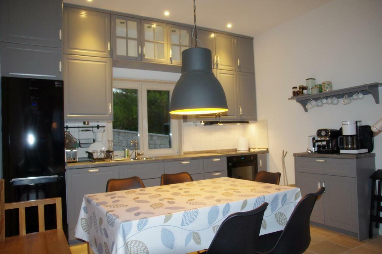 Holiday Home Nevista Sumartin Eksteriør bilde